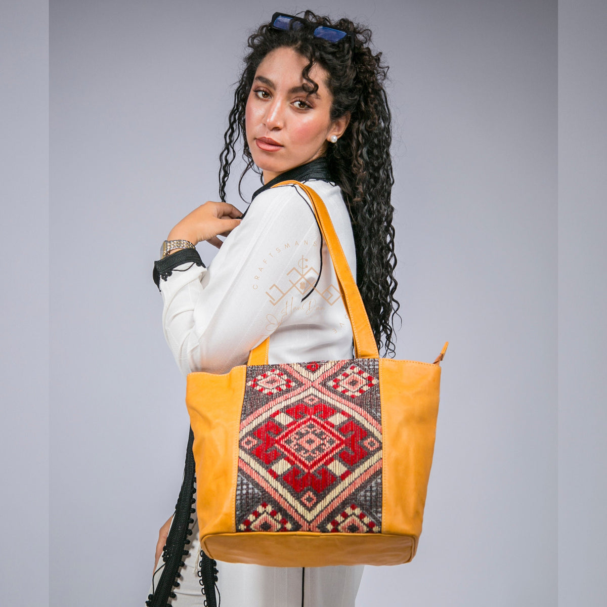 Moroccan Kilim Leather Tote Bag – Handmade Stylish Shoulder Purses – Red Rug & Genuine Brown Leather Shoulder Bag – Artisan Gift for Women