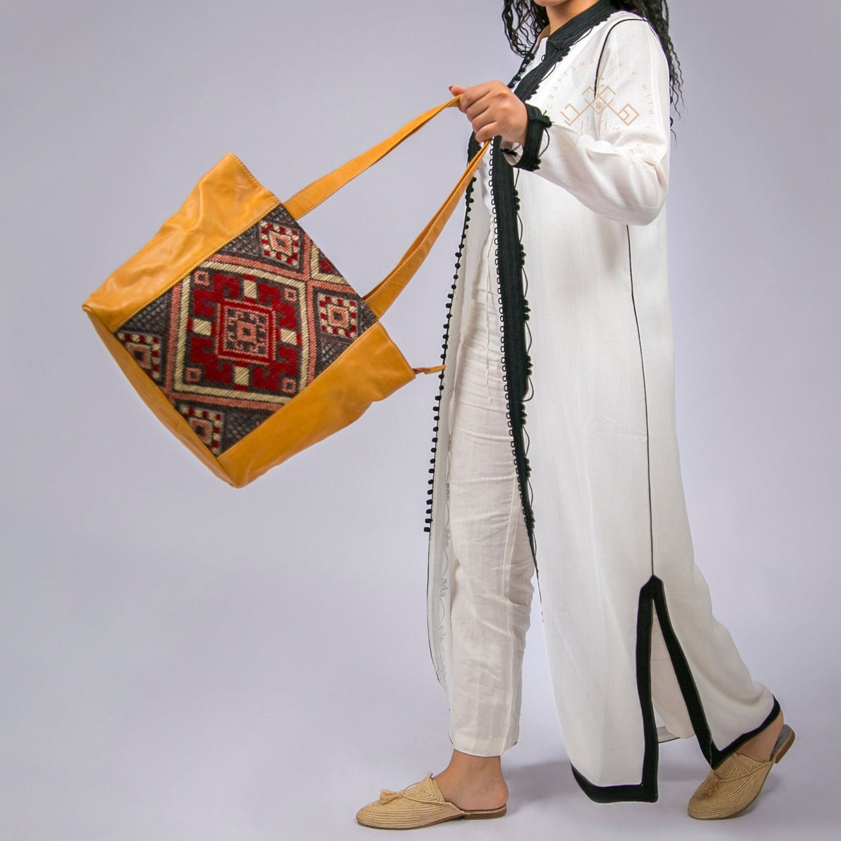 Personalized Bucket kilim leather Bag | Moroccan Style Kilim Leather Shoulder Bag | Carpet tote carpet leather Bag for Women, Gift for her