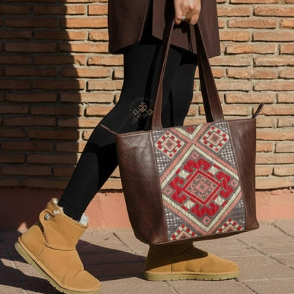 Moroccan Kilim Leather Tote Bag – Handmade Stylish Shoulder Purses – Red Rug & Genuine Brown Leather Shoulder Bag – Artisan Gift for Women