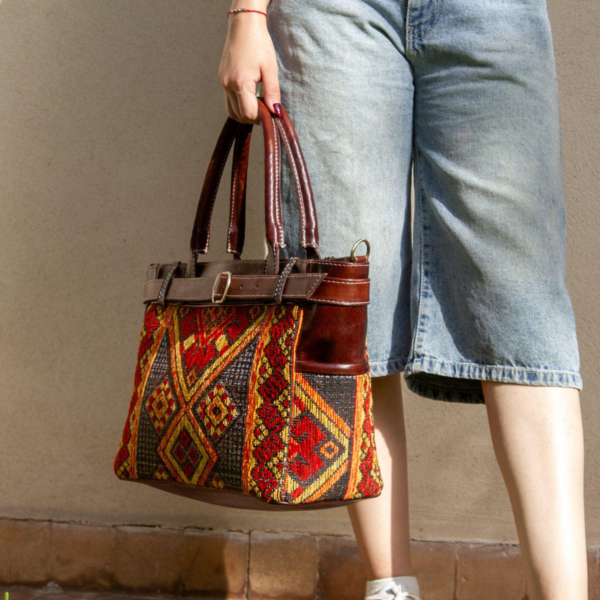 Personalized Moroccan Kilim Tote Bag, Handmade Leather Shoulder Bag, Carpet Tote, Boho Everyday Bag for Women
