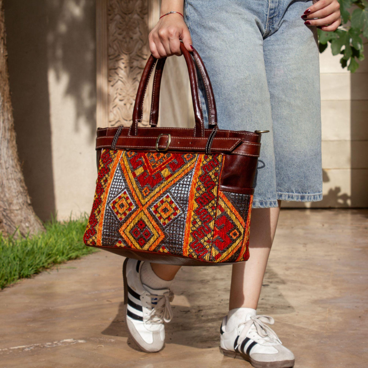 Personalized Moroccan Kilim Tote Bag, Handmade Leather Shoulder Bag, Carpet Tote, Boho Everyday Bag for Women